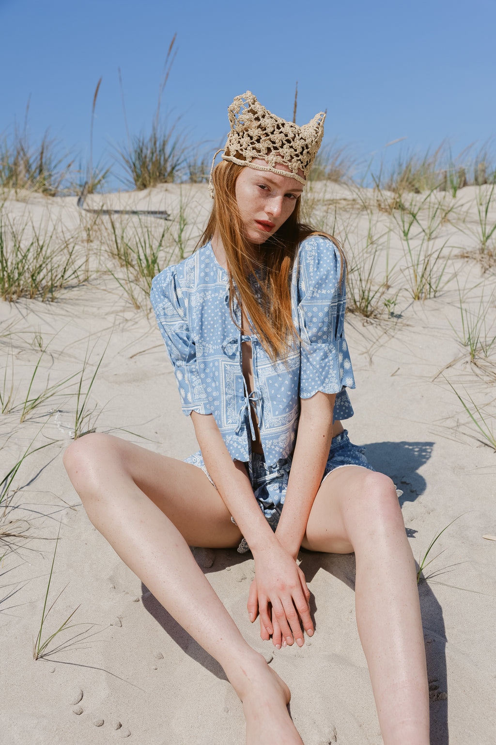 Scalloped Top Sky Bandana Print
